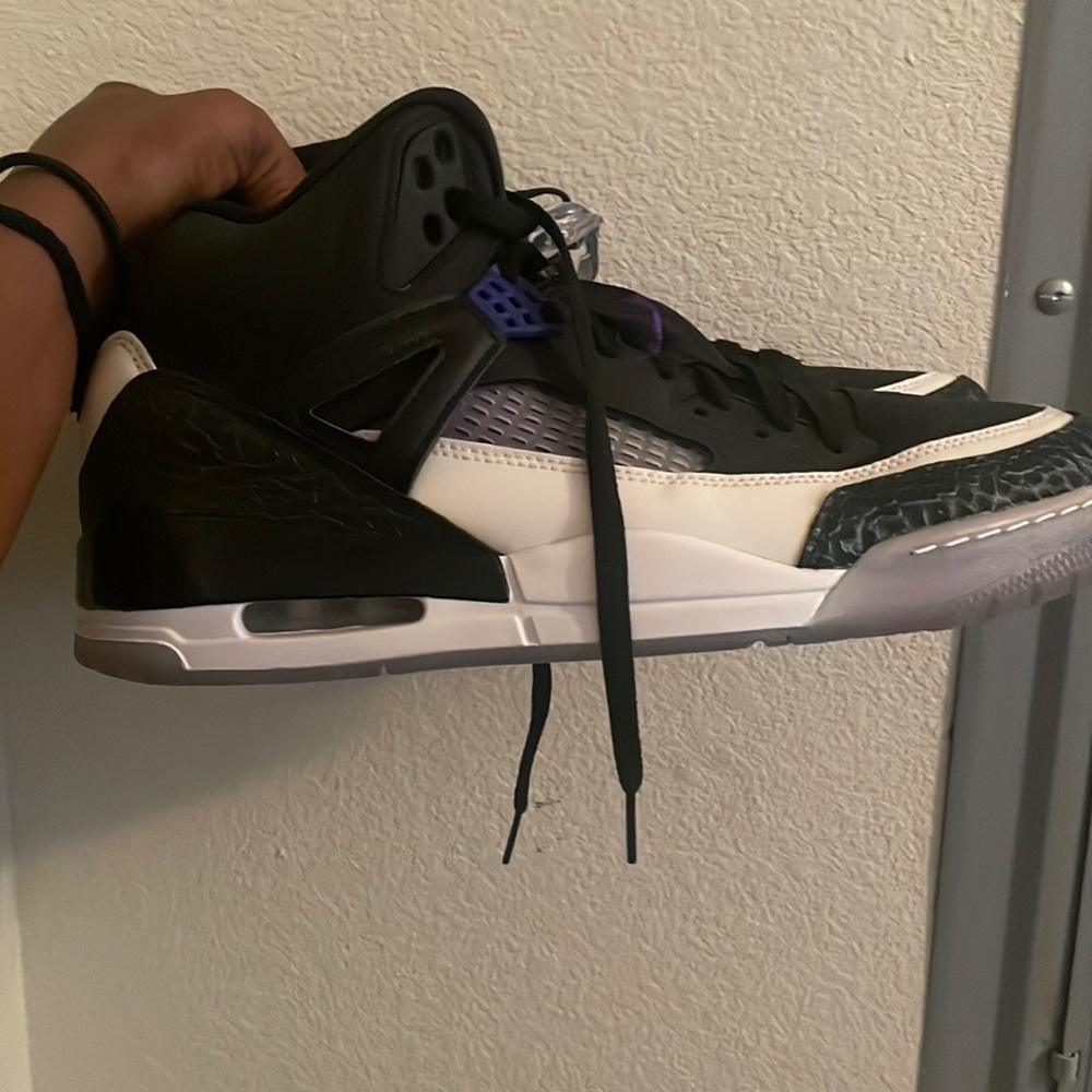 Air Jordan Jordan Spizike Mens Sneakers (Never worn)